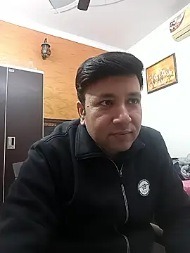 innocentboy1987 online show from 01/16/26, 06:17