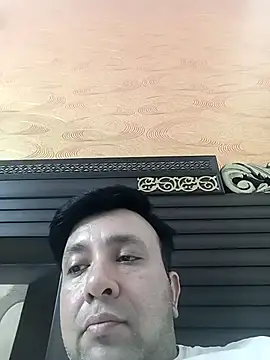 innocentboy1987 online show from 04/14/26, 11:59