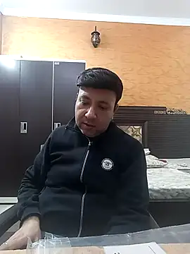 innocentboy1987 online show from 02/20/26, 07:21