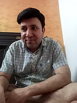 innocentboy1987 online show from 03/17/26, 05:43