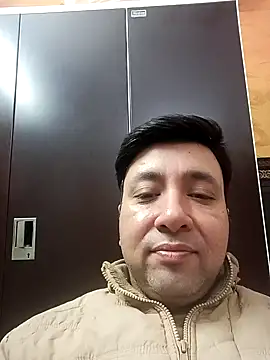 innocentboy1987 online show from 02/05/26, 03:35