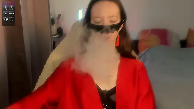 Snapshot of holyharlot chatting on 02/23/25, 10:49 holyharlot online show from 02/23/25, 10:49