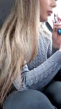 Snapshot of risky_emma_perfect02 chatting on 03/01/25, 09:29 risky emma perfect02 online show from 03/01/25, 09:29