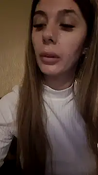 Snapshot of risky_emma_perfect02 chatting on 02/10/25, 08:09 risky emma perfect02 online show from 02/10/25, 08:09