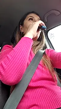 Snapshot of risky_emma_perfect02 chatting on 02/28/25, 10:52 risky emma perfect02 online show from 02/28/25, 10:52