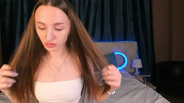 miiss  lulu online show from 03/14/25, 01:05