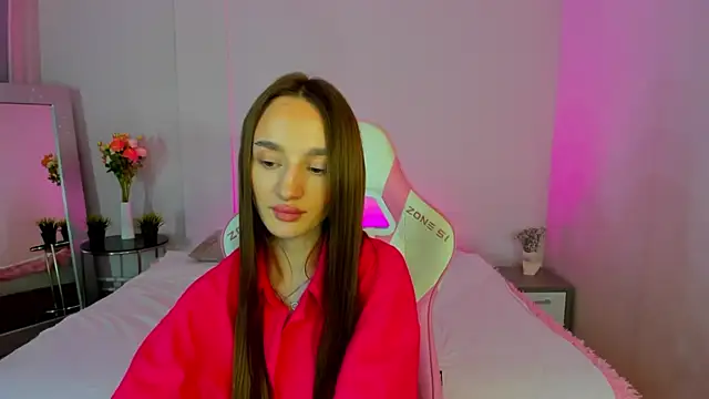 miiss  lulu online show from 02/11/25, 12:04