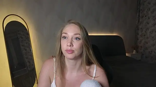 Engel 13 online show from 11/26/25, 07:14