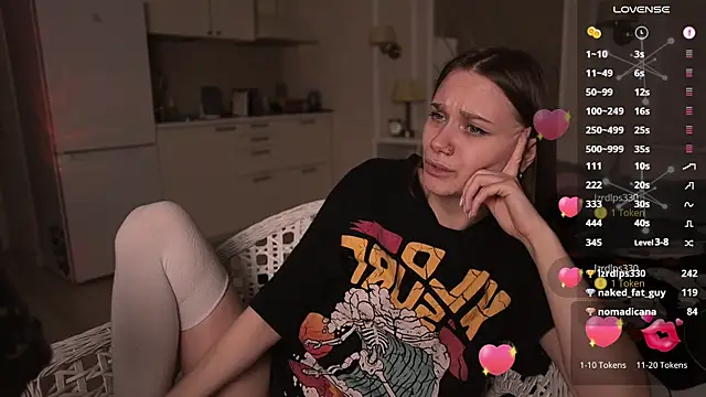 Snapshot of alexa_feels_ chatting on 02/15/25, 08:56 alexa feels online show from 02/15/25, 08:56