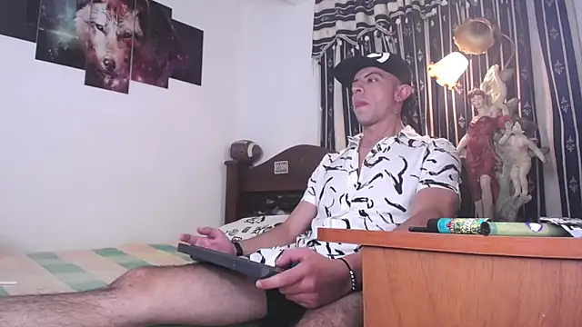 Bull Xvi online show from 10/08/25, 08:05