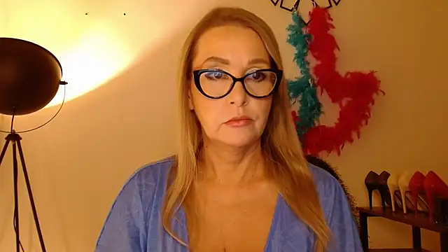 leaxSTAR online show from 11/12/25, 02:54