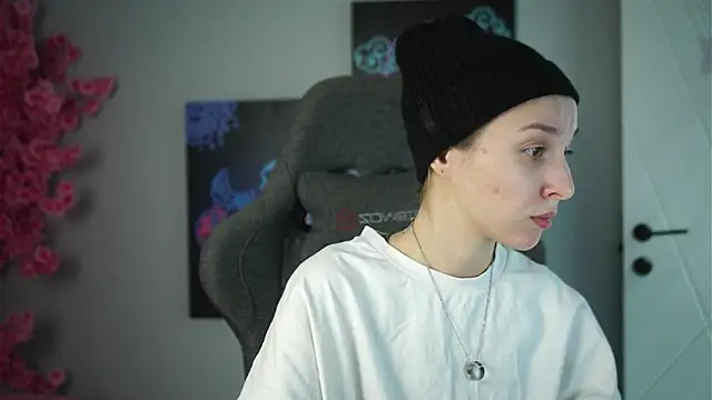 PhilippaAdamas online show from 10/12/25, 02:57