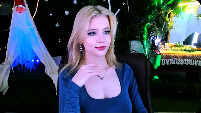 LeonaStane online show from 12/18/25, 06:01