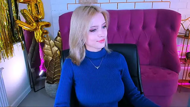 LeonaStane online show from 10/24/25, 05:01