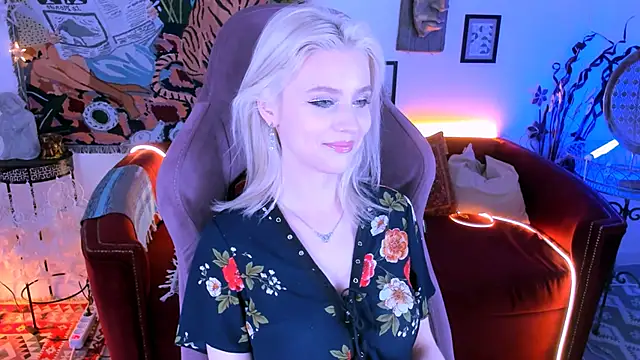 LeonaStane online show from 03/20/25, 05:04