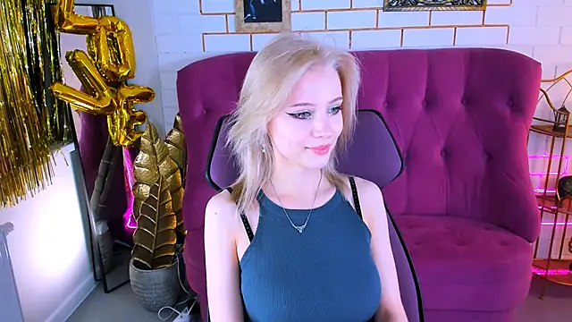 LeonaStane online show from 11/06/25, 04:55