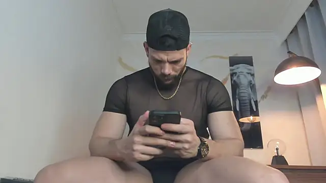 Snapshot of bakersboyssexys chatting on 11/12/25, 12:48 bakersboyssexys online show from 11/12/25, 12:48