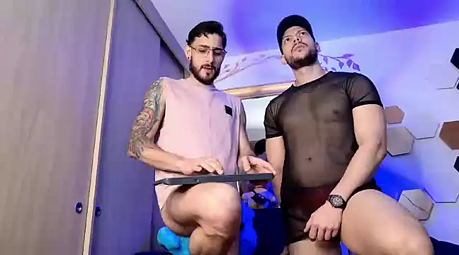 Snapshot of bakersboyssexys chatting on 03/20/25, 12:51 bakersboyssexys online show from 03/20/25, 12:51