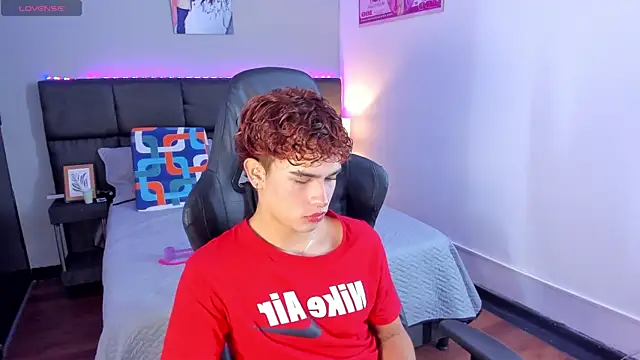 Aiiden 15 online show from 12/17/25, 12:43