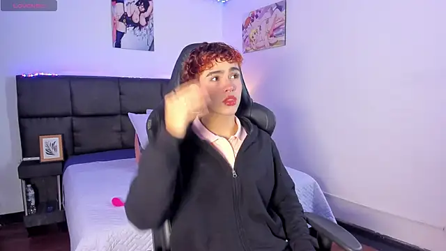 Aiiden 15 online show from 11/13/25, 12:42