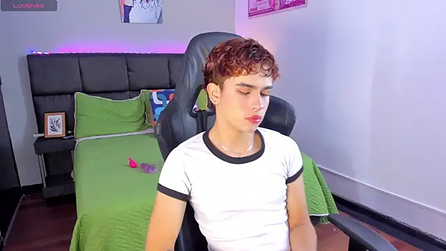 Aiiden 15 online show from 12/19/25, 01:02