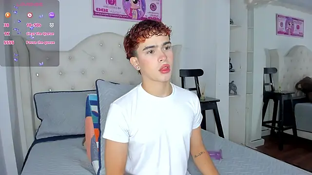 Aiiden 15 online show from 11/21/25, 12:48