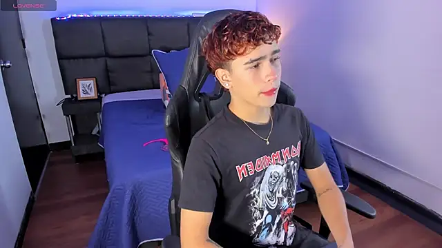 Aiiden 15 online show from 11/27/25, 12:38