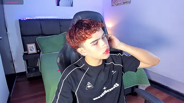 Aiiden 15 online show from 11/20/25, 12:39