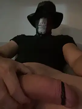 Snapshot of Gango_777 chatting on 02/15/25, 07:28 Gango 777 online show from 02/15/25, 07:28