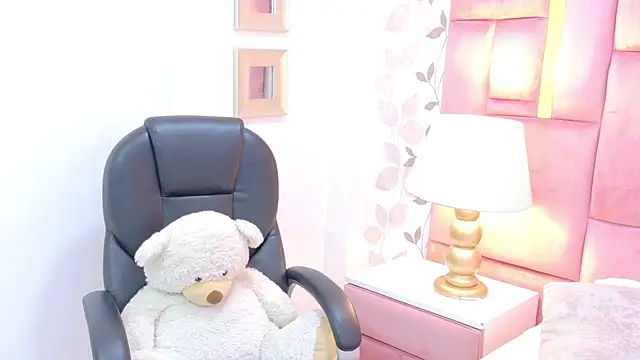 ArianaFranco online show from 05/20/26, 01:52