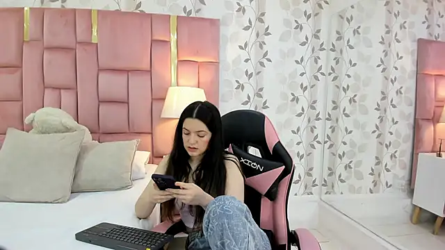 ArianaFranco online show from 01/08/26, 01:39