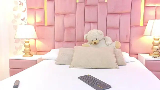ArianaFranco online show from 06/11/26, 01:08
