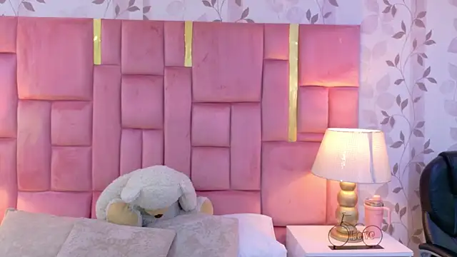 ArianaFranco online show from 05/15/26, 12:58