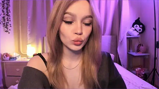 MiaRanki online show from 12/19/25, 11:40