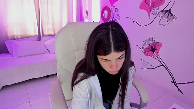 Isabela Fiorelli online show from 12/19/25, 01:13