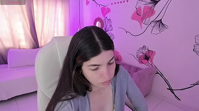 Isabela Fiorelli online show from 05/28/26, 01:39