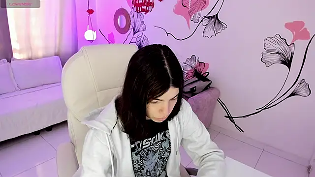 Isabela Fiorelli online show from 02/10/26, 01:10