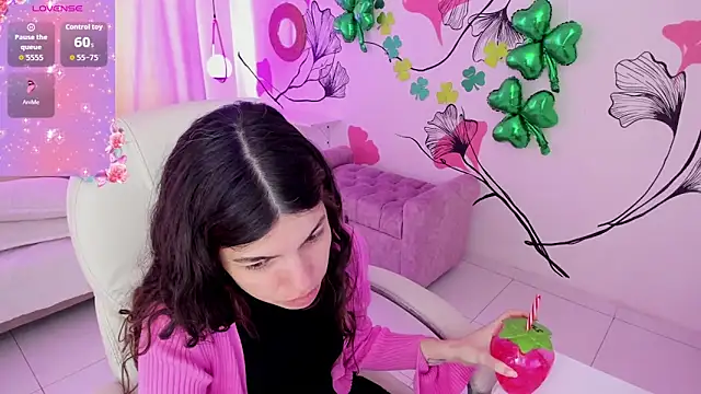 Isabela Fiorelli online show from 03/16/26, 01:37