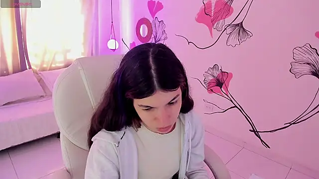 Isabela Fiorelli online show from 05/03/26, 01:25