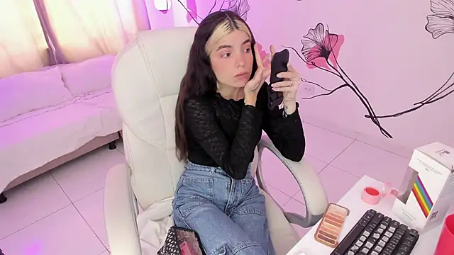 Isabela Fiorelli online show from 09/27/25, 05:19