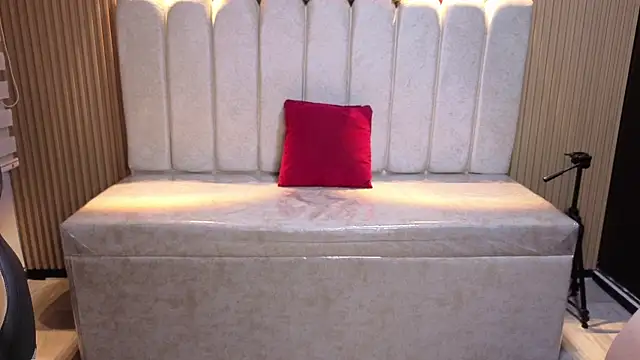 Cute Angell  online show from 04/16/26, 02:12