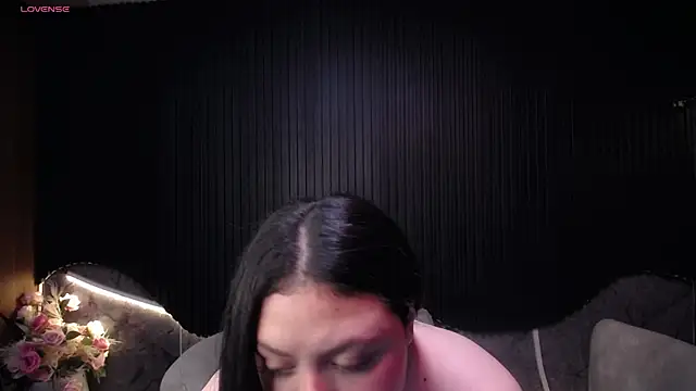 Snapshot of Cute_Angell_ chatting on 06/04/26, 03:22 Cute Angell online show from 06/04/26, 03:22