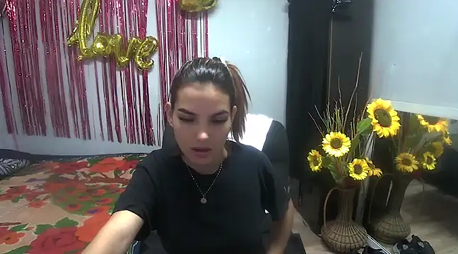 Girasol2630 online show from 03/19/25, 12:23