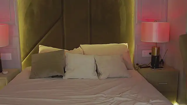 MaeveMoon online show from 03/22/26, 06:42