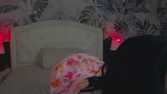 MaeveMoon online show from 04/07/26, 06:32