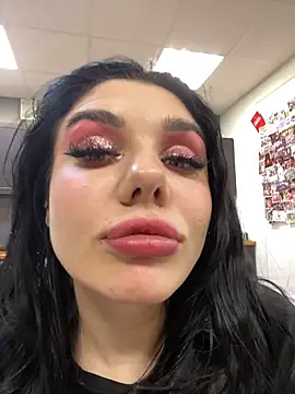 MaeveMoon online show from 01/10/26, 05:41