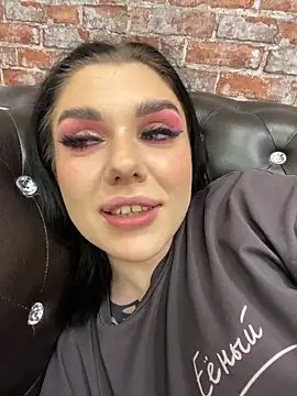 MaeveMoon online show from 02/05/26, 05:20