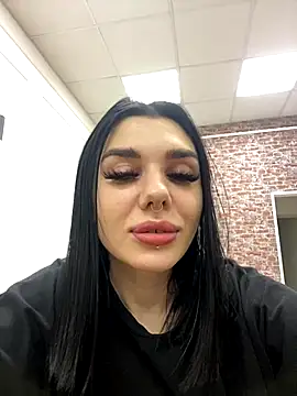 MaeveMoon online show from 10/19/25, 05:59