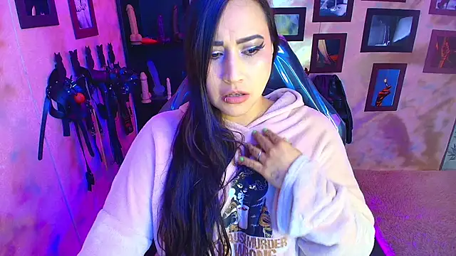 cherryy bombshelll online show from 02/06/26, 06:15