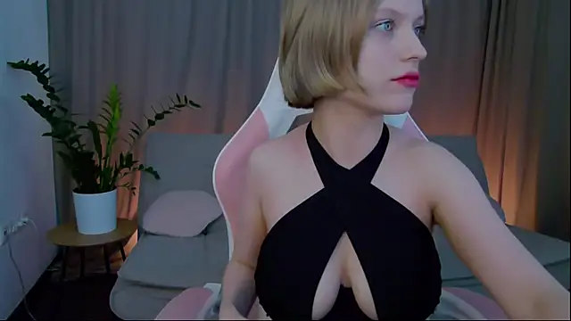 Corrafox online show from 02/08/25, 08:20